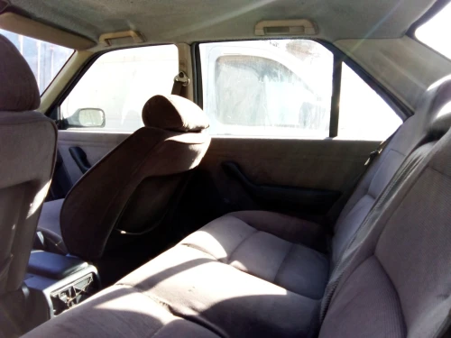 Peugeot 605 1989 605