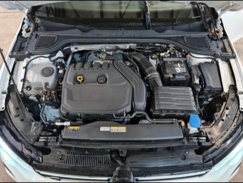 Volkswagen Golf 8 2023 R-Line