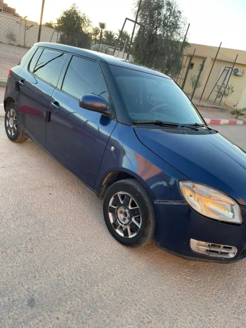 Skoda Fabia 2009 لاتوت