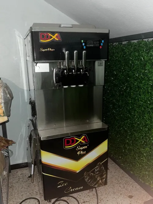 Mashine de ice cream doxa 380w