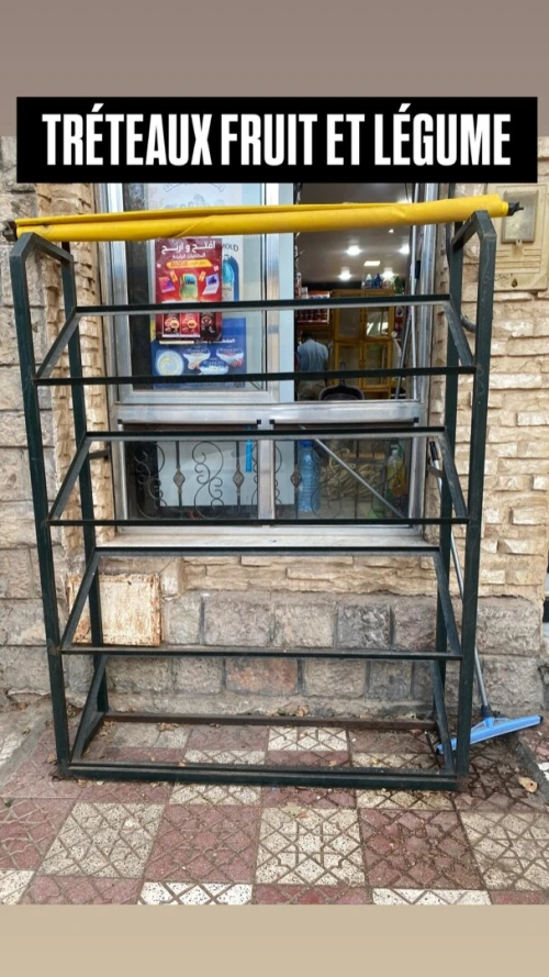 A VENDRE MATÉRIELS POUR SUPÉRETTE COMPLET 