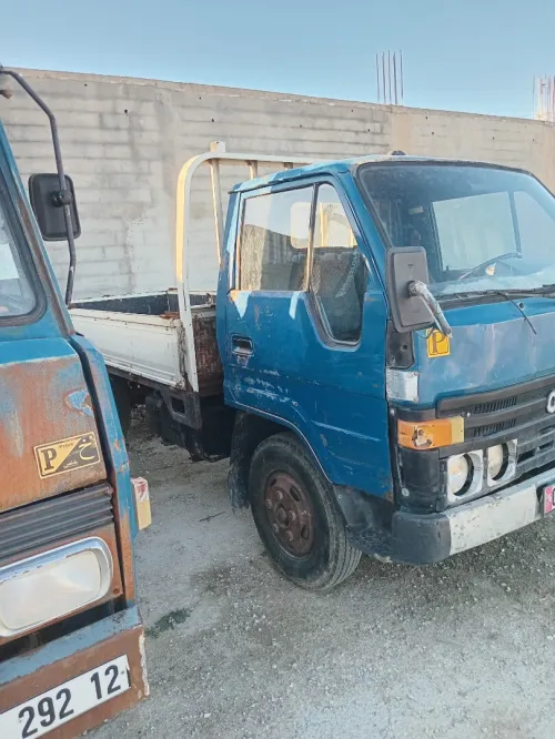 Toyota BU 81 1987