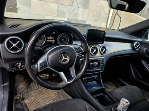 Mercedes CLA 2014 Coupé Exclusif + AMG 