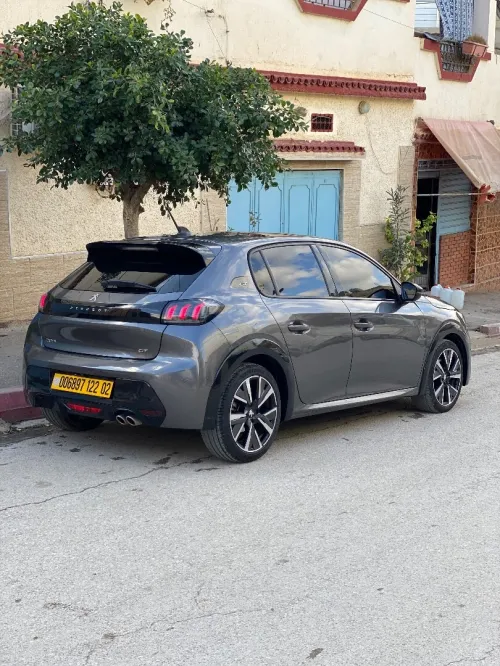 Peugeot 208 2022 GT Line