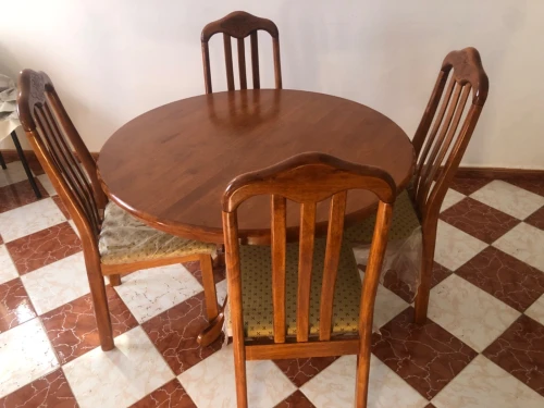 Table salon 