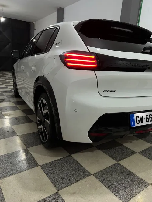 Peugeot 208 2024 GT