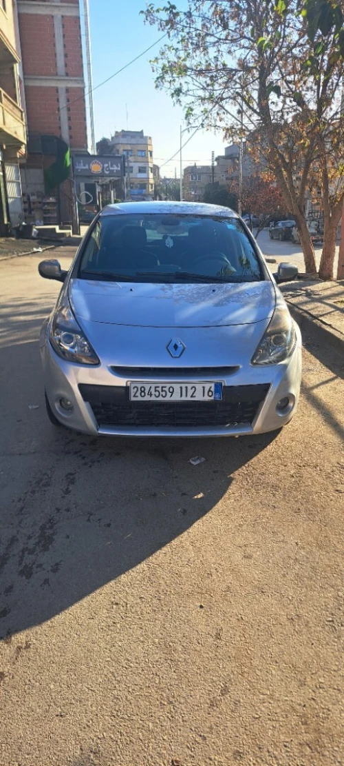 Renault Clio 3 2012 Night and Day