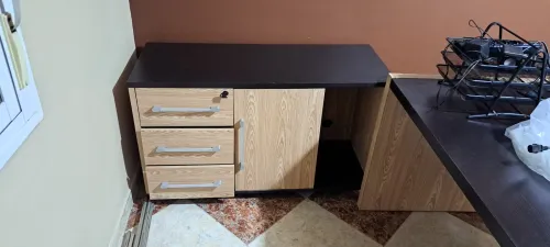 Mobilier de bureau + caisson
