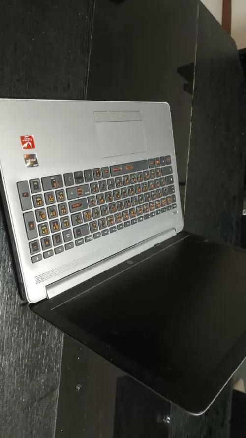 LAPTOP HP 255 G7 NOTEBOOK