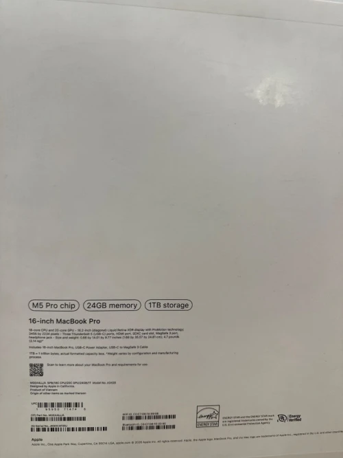 Macbook m5 pro 24gb 1TB stockage