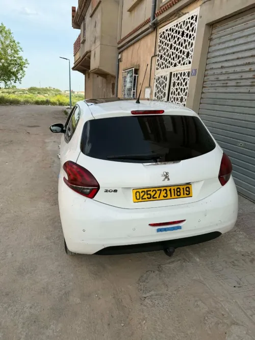 Peugeot 208 2018 Active Facelift