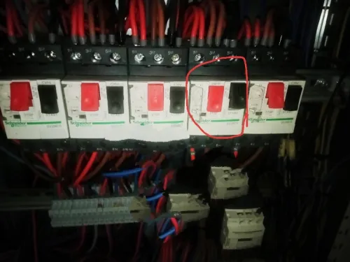 Électricité industriel et bâtiment et système incendie détection intrusion