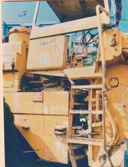 HOUCH INTERNATIONAL HARVESTER H90E 1978