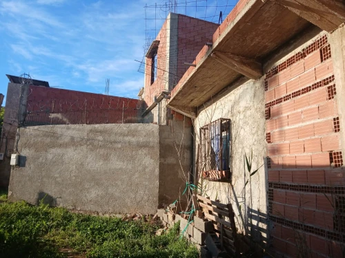 Vente Appartement Niveau de villa F3 Chlef Chettia 2