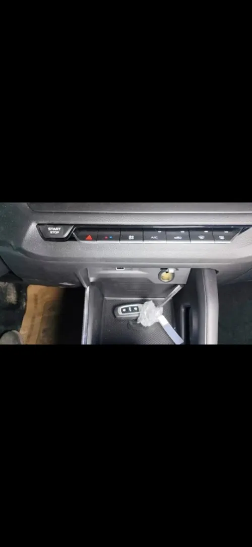 Livan X3 Pro  2026 Automatique (Avec toi ouvrant )