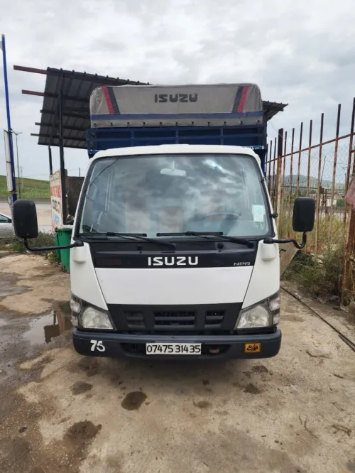 Isuzu Leger 2014