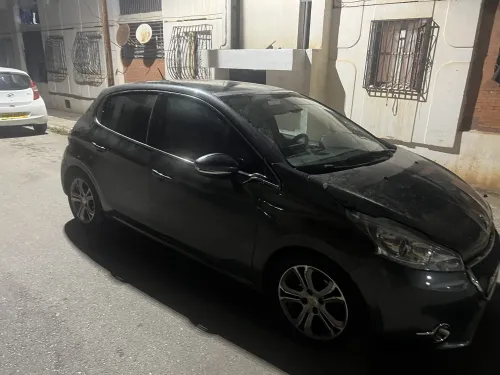 Peugeot 208 2013 Allure