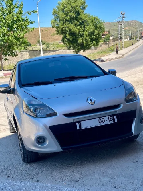 Renault Clio 3 2012 Night and Day
