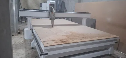 CNC ROUTER