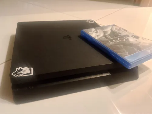 Ps4 slim 500GB non flaché