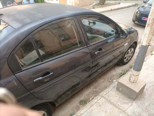 Hyundai Accent RB  4 portes 2011 Accent RB  4 portes