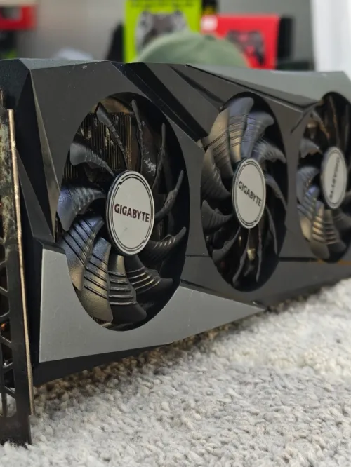 GIGABYTE RX 6700 XT 12GB GAMING OC (USED LIKE NEW)