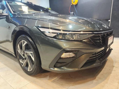 Hyundai Elantra 2025 