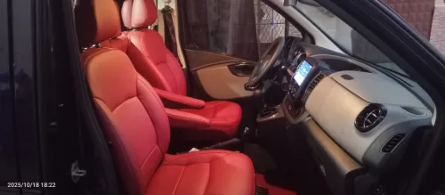 Renault Trafic 2019 8 places
