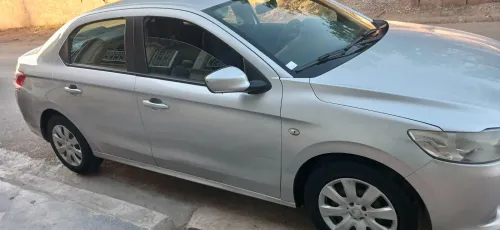 Peugeot 301 2013 Active