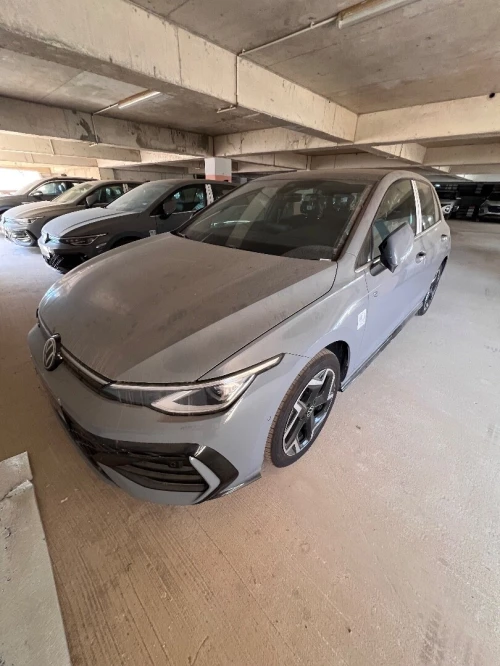 Volkswagen Golf 8 2025 Pro R-line