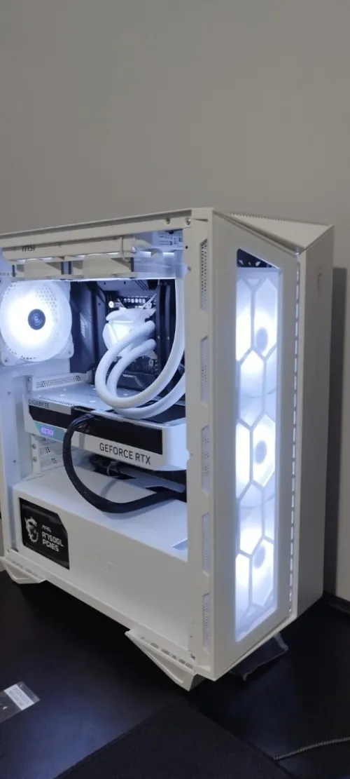 PC GAMER HAUT DE GAMME SANS GPU