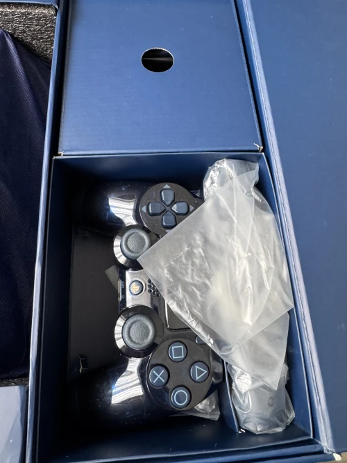 PlayStation 4 Pro 500 millions limited edition