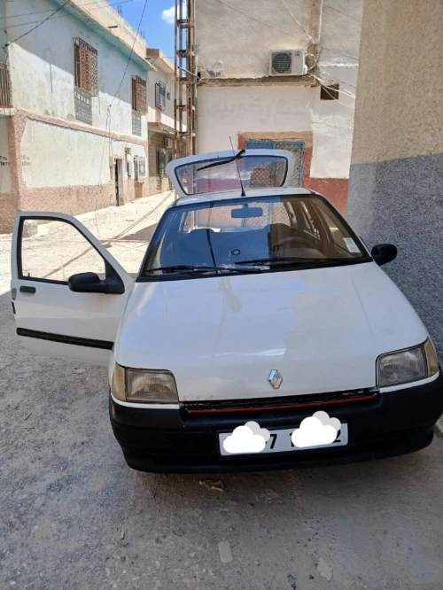 Renault clio japonaise 1994 