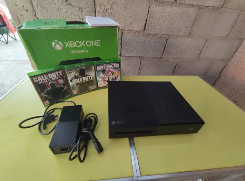Console de jeux Xbox one 500 Go , parfait état (France)