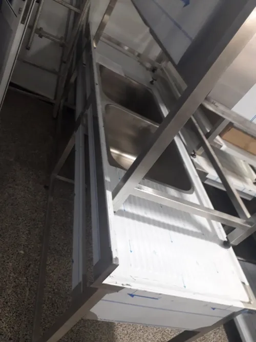 fabricant d'inox au servise de la restauration et de l'agro-alimentaire (c)