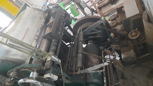 Machine d'impression et decoupe d'étiquettes