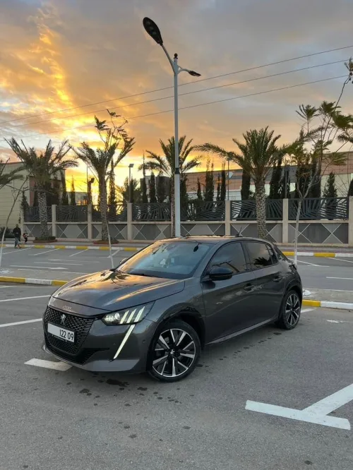 Peugeot 208 2022 GT