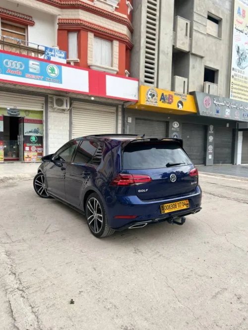 Volkswagen Golf 7 2017 R line