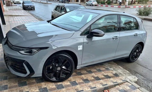 Volkswagen Golf 8.5 black edition 2025 R line