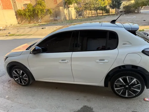 Peugeot 208 2024 GT