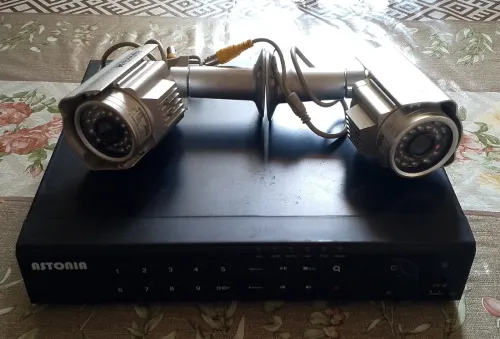 Dvr + disc dur 1TB + 2 caméra 