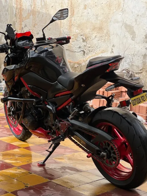 Kawasaki Z900 