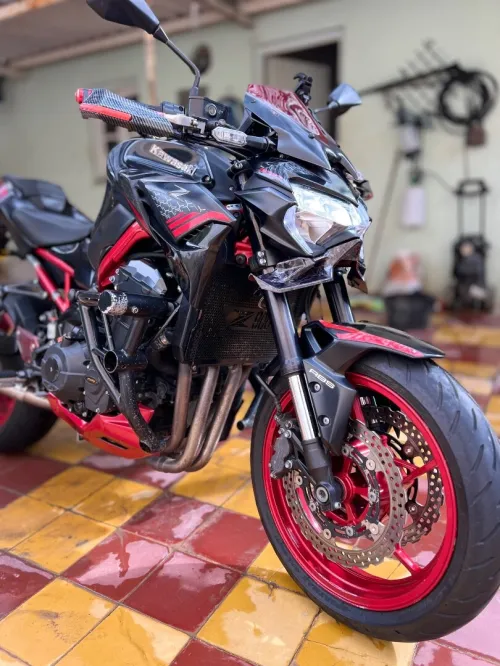 Kawasaki Z900 