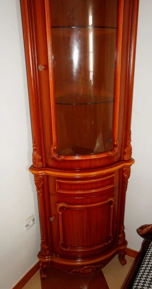 MEUBLE DE COIN ROYALE