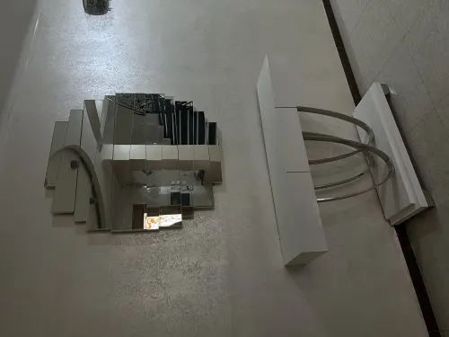 Une console avec mirroire 