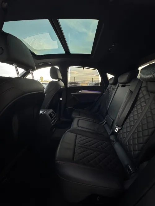 Audi Q5 2023 S lien