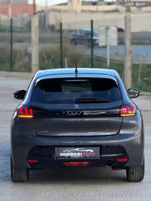 Peugeot 208 2023 