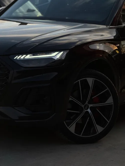 Audi Q5 2023 S lien