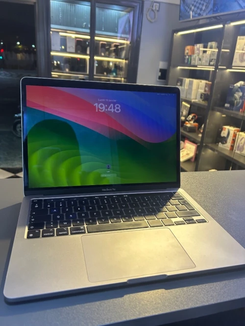 MacBook Pro M2 MDM