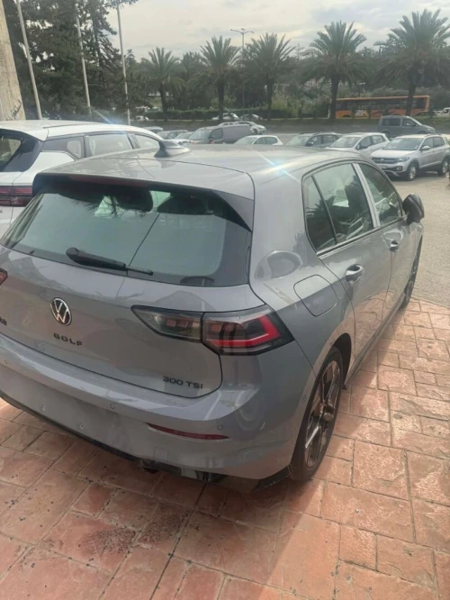Volkswagen Golf 8 2025 R-Line